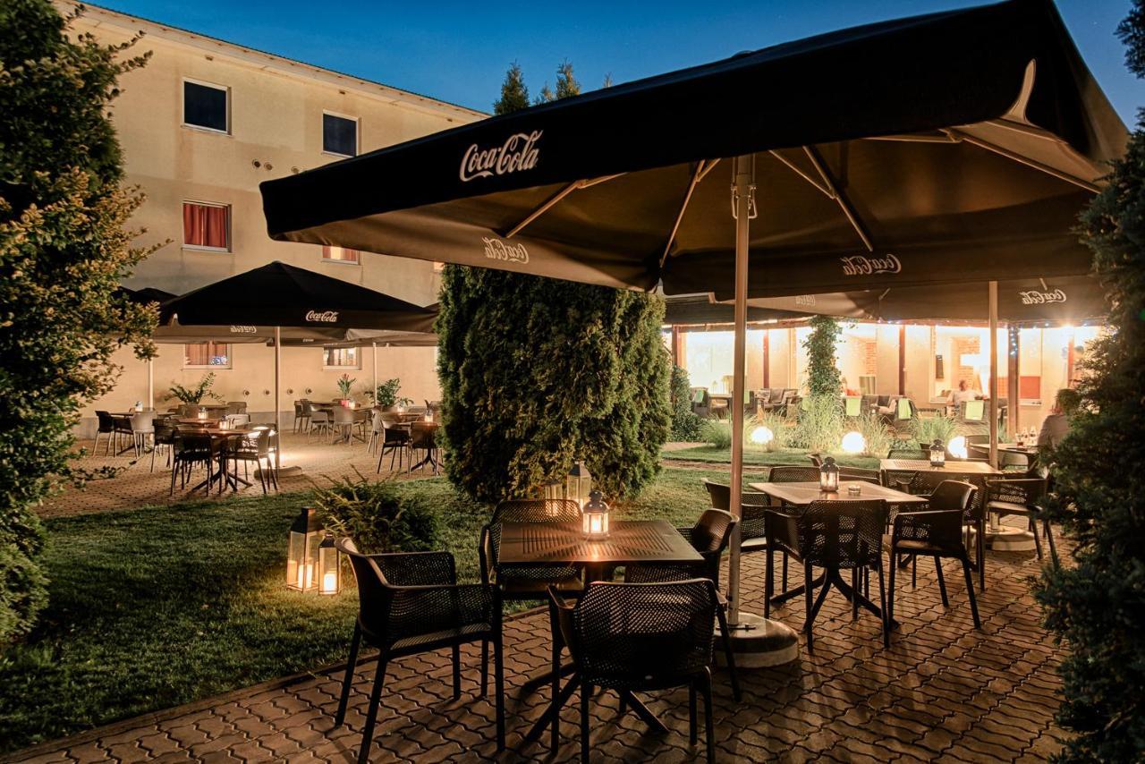 Citi Hotel'S Warszawa-Falenty Raszyn Exterior foto